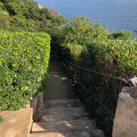 Petit Vue Et Corniche Esterel * Antheor-Cap-Roux