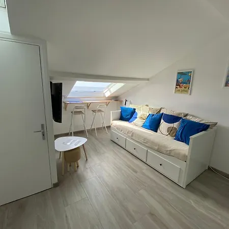 Apartment Petit Vue Et Corniche Esterel Antheor-Cap-Roux